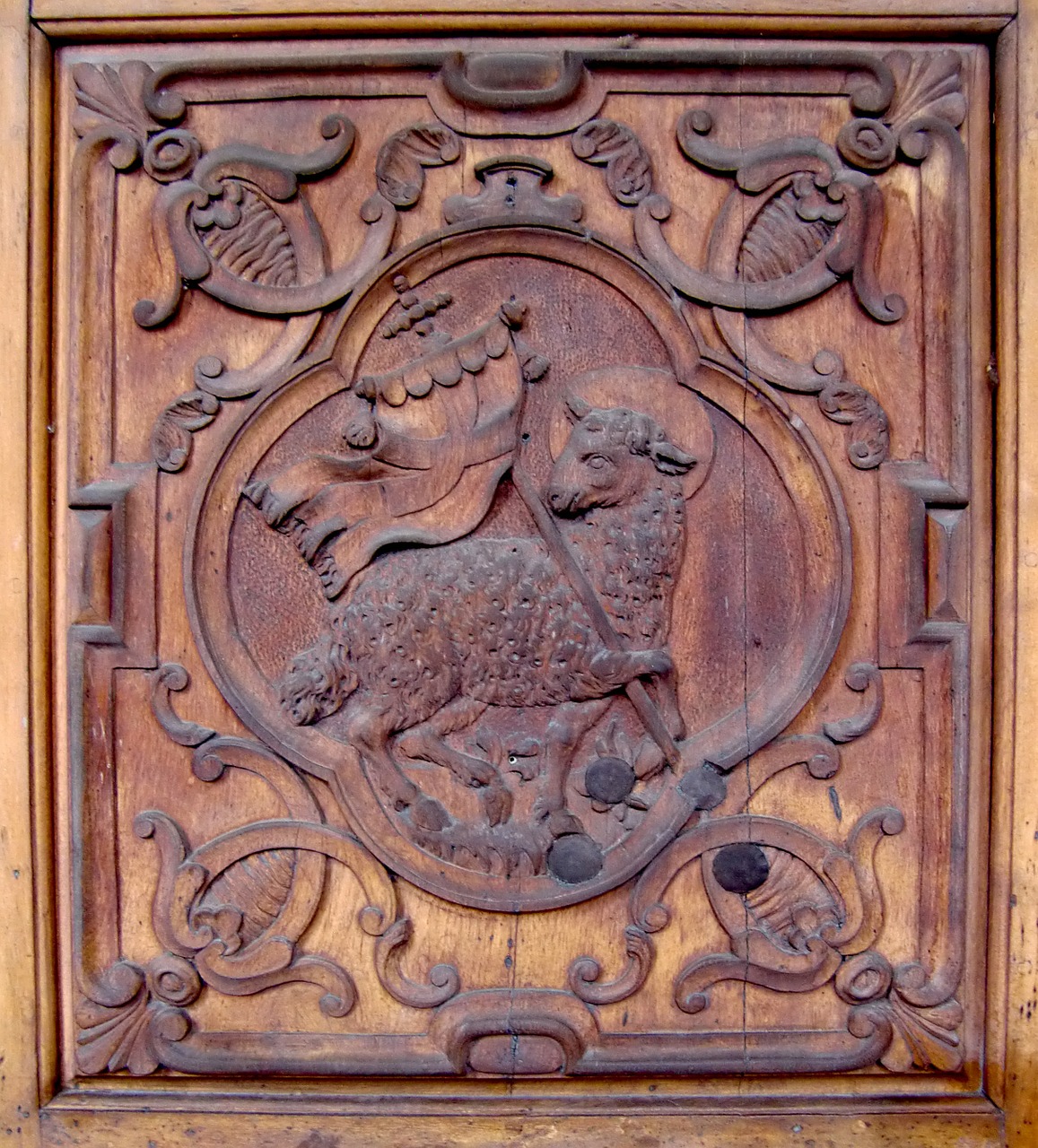 carving relief lamb free photo