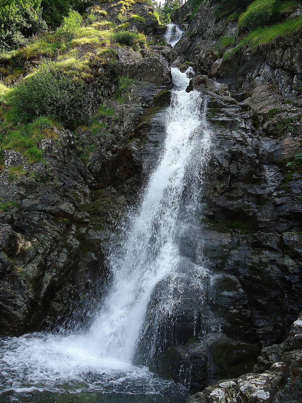 cascade mountain nature free photo