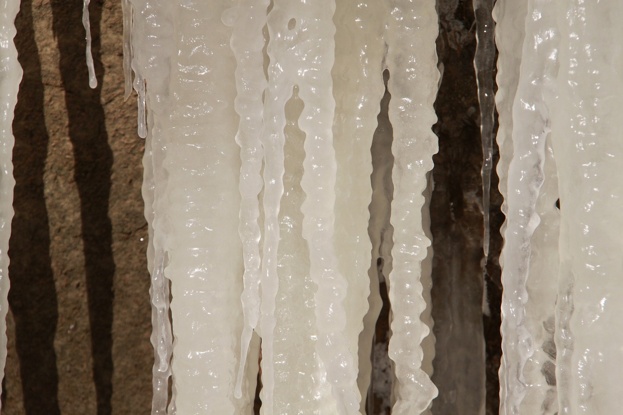 cascade of ice free photo