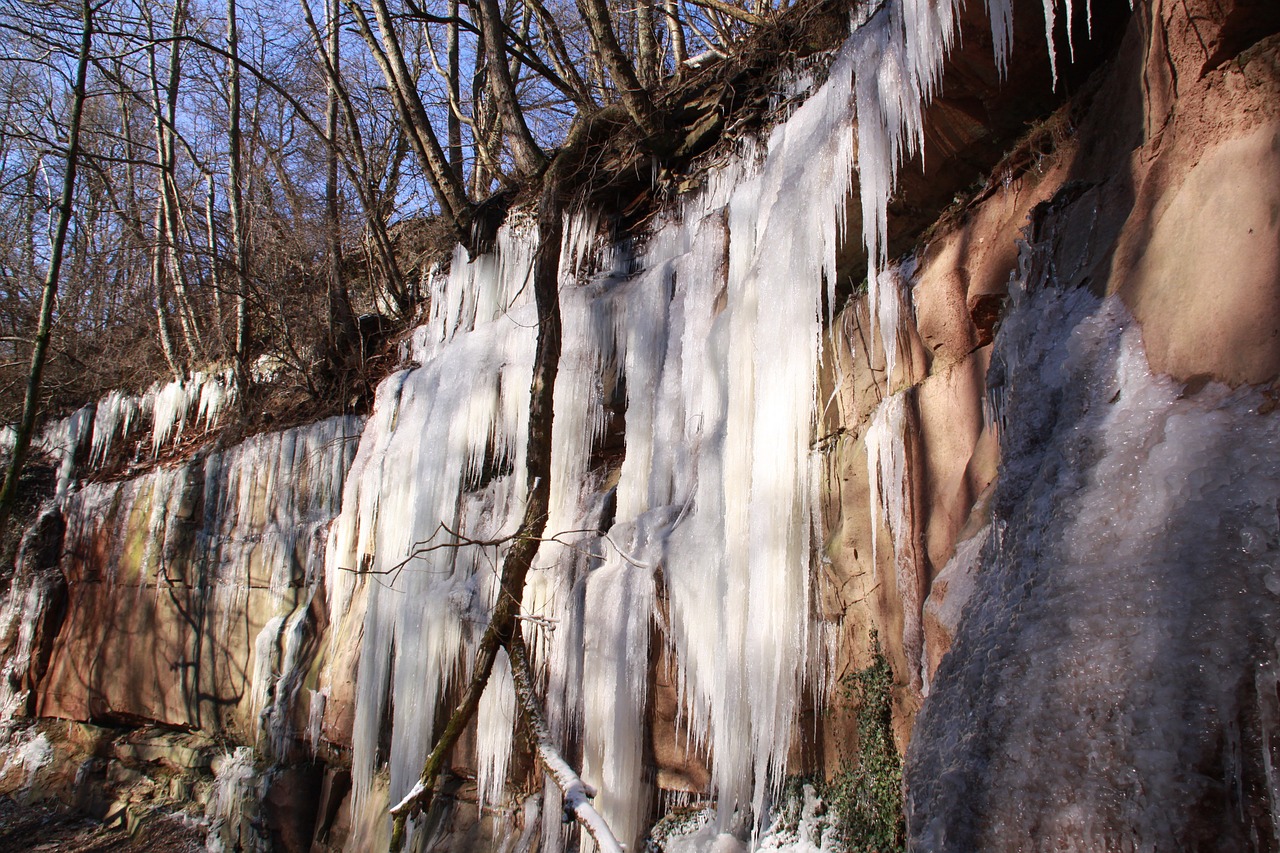 cascade ice cascada free photo