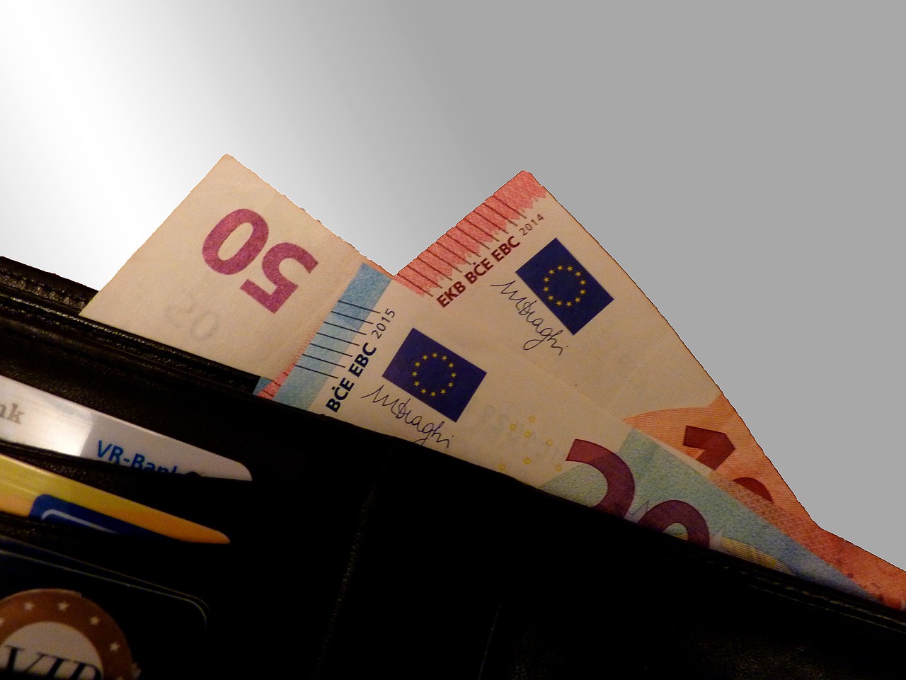 cash income euro free photo