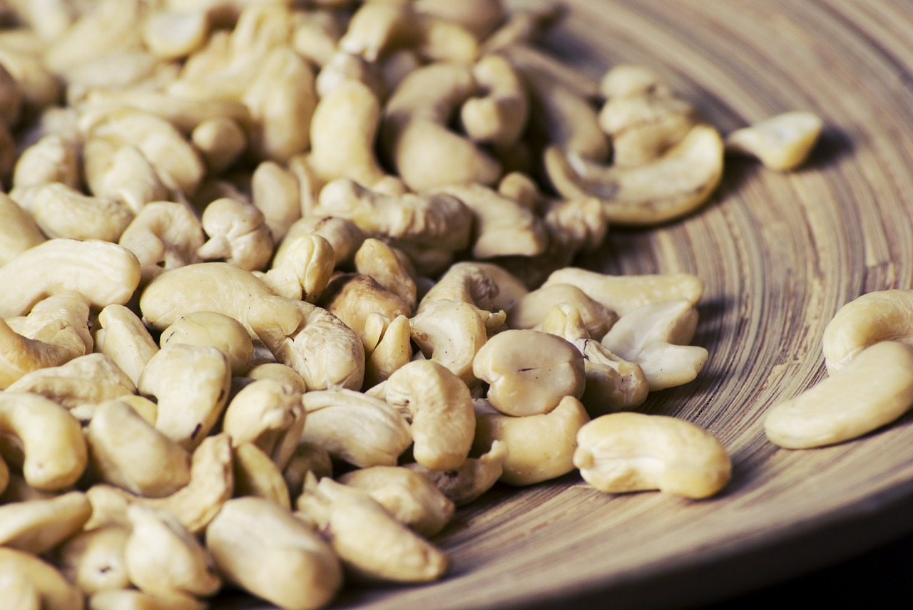 cashew nuts food free photo