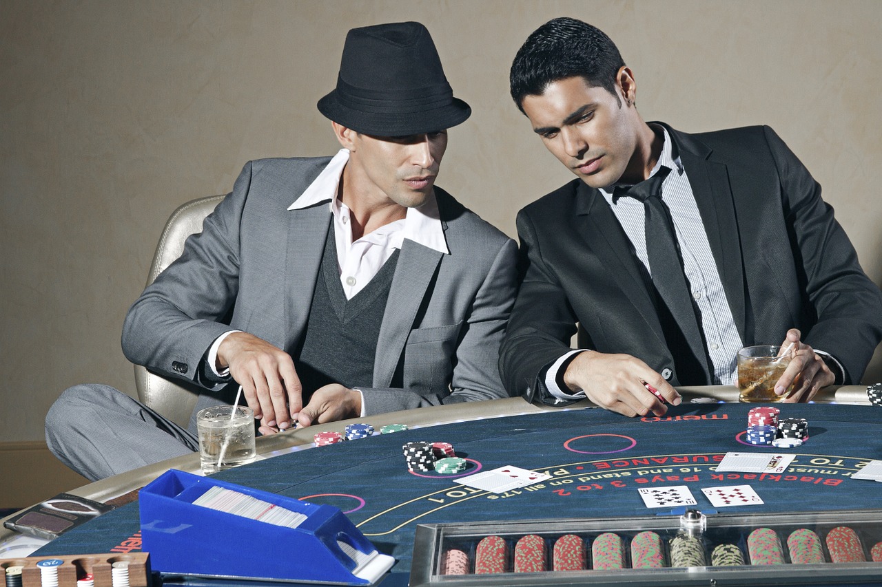 casino poker playing free photo