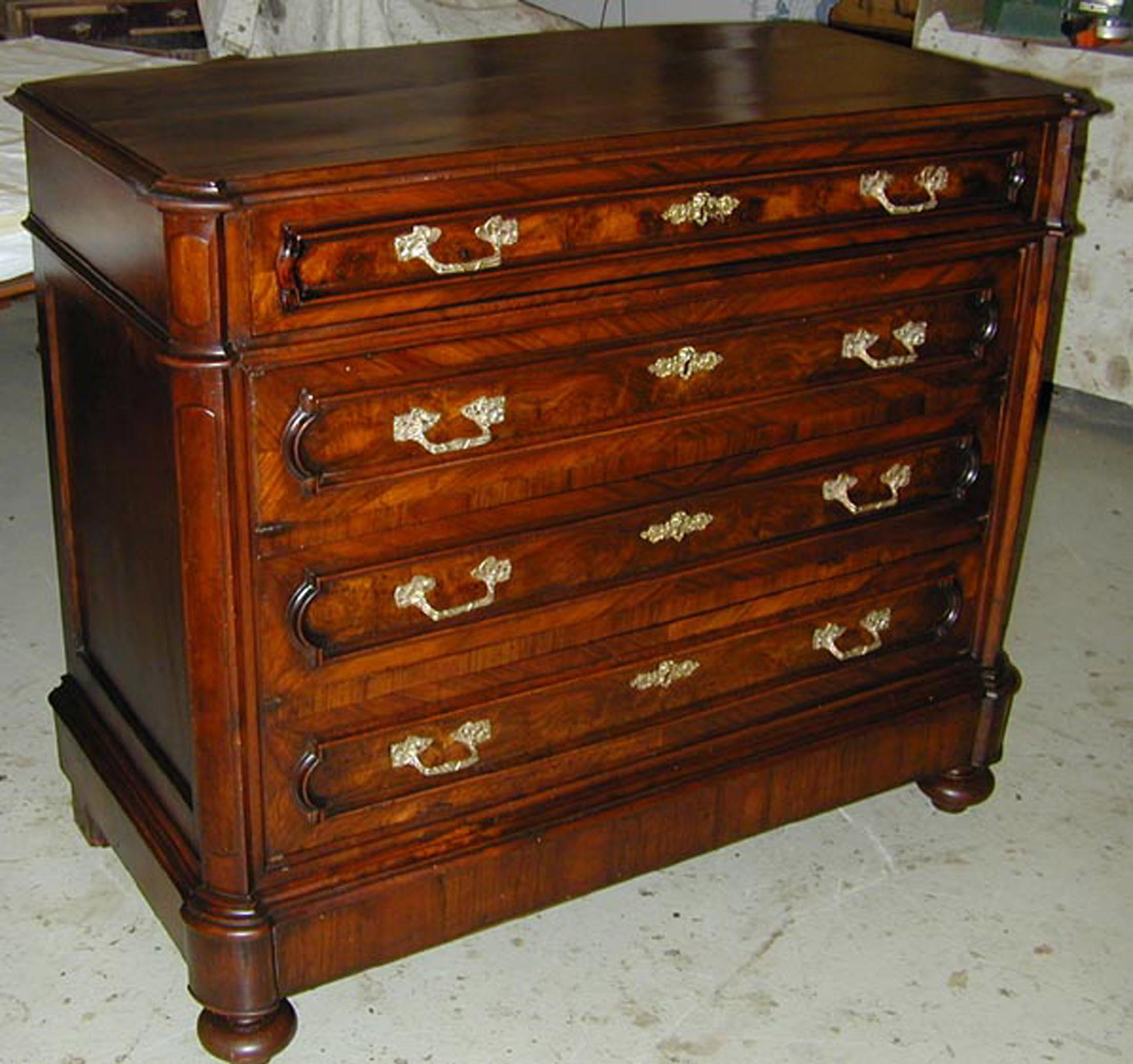 chest of drawers free photo