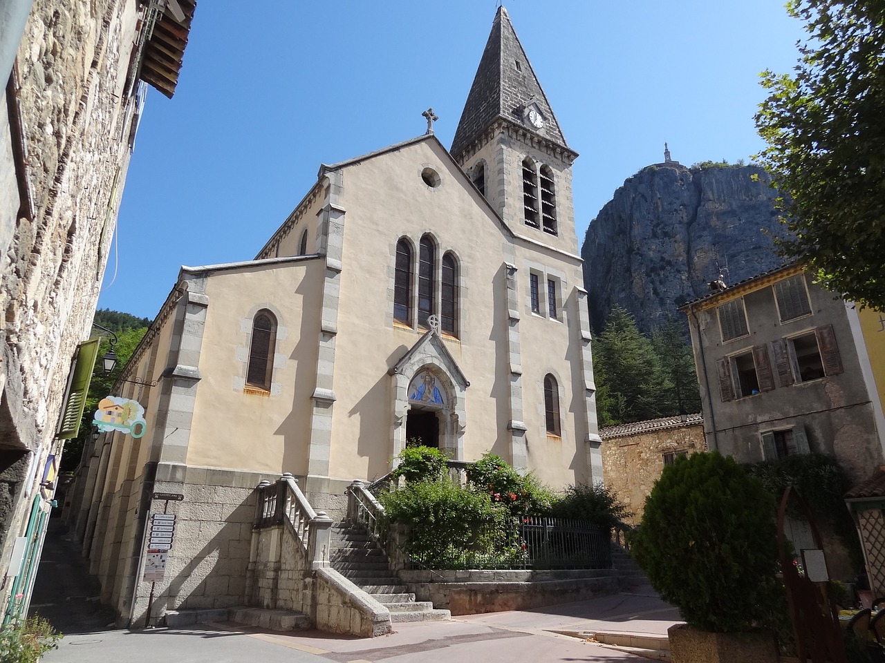 castellane village france free photo