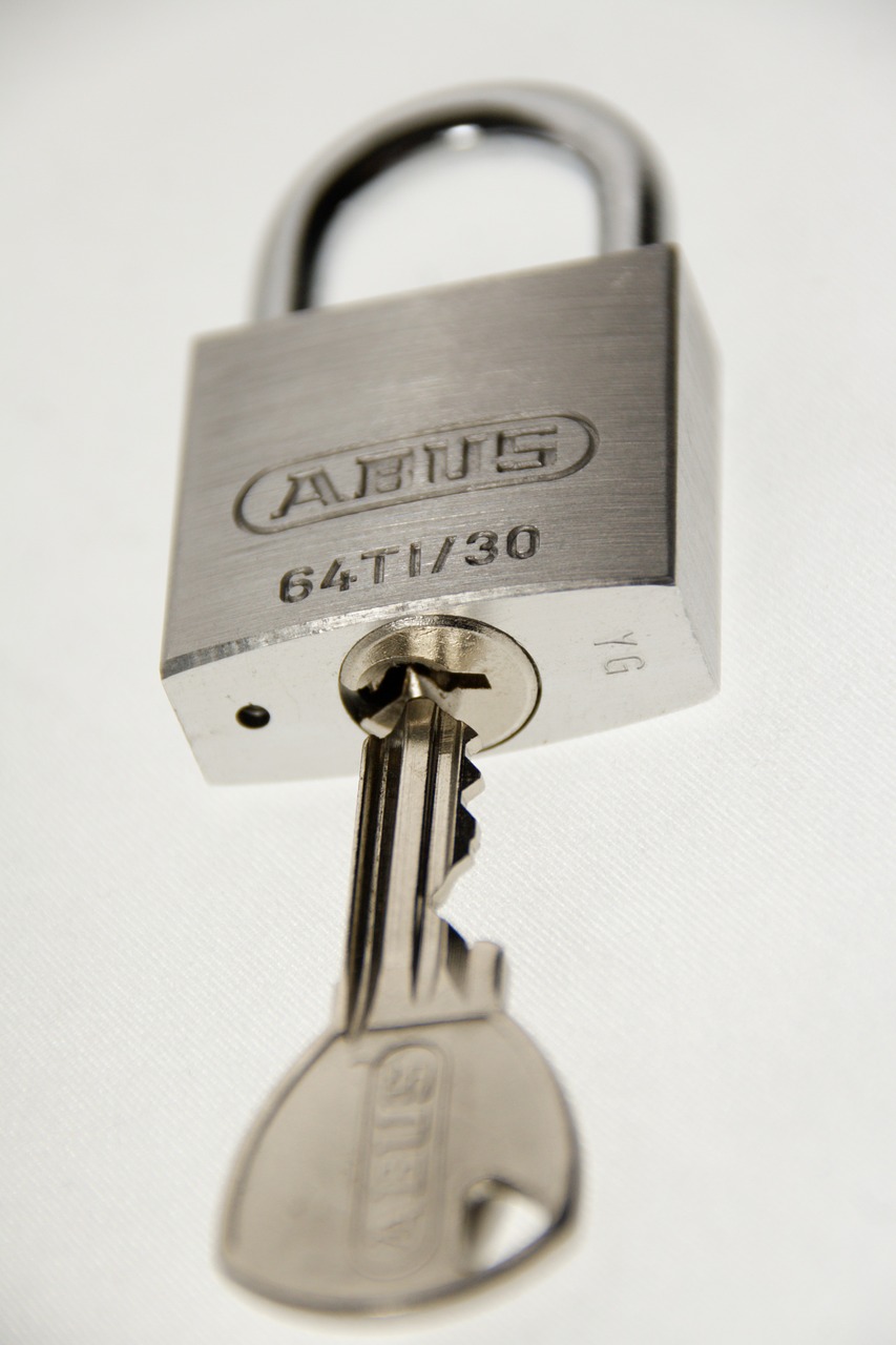 castle key security free photo