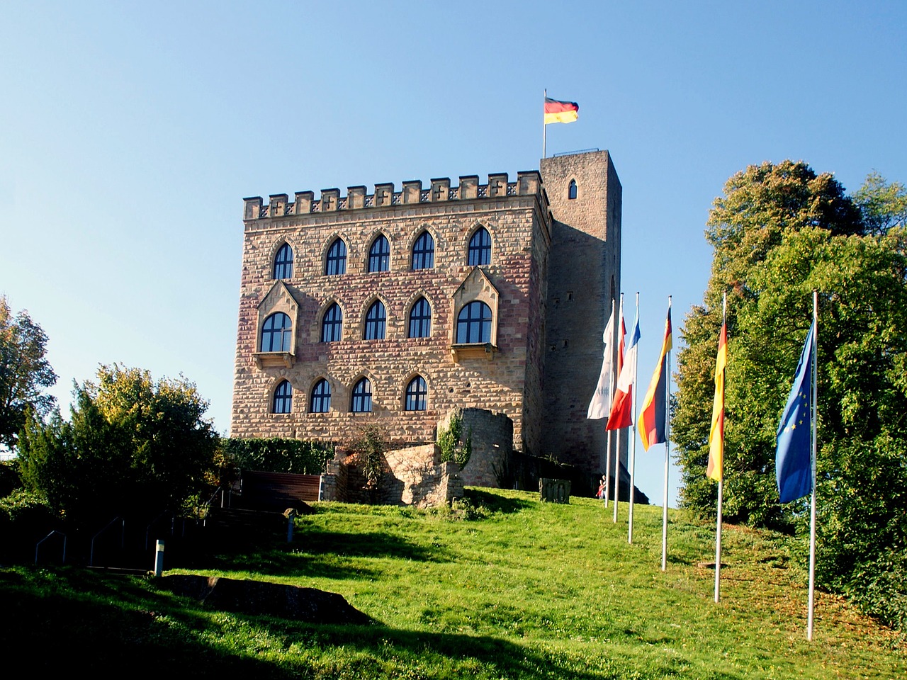 castle hambach history free photo