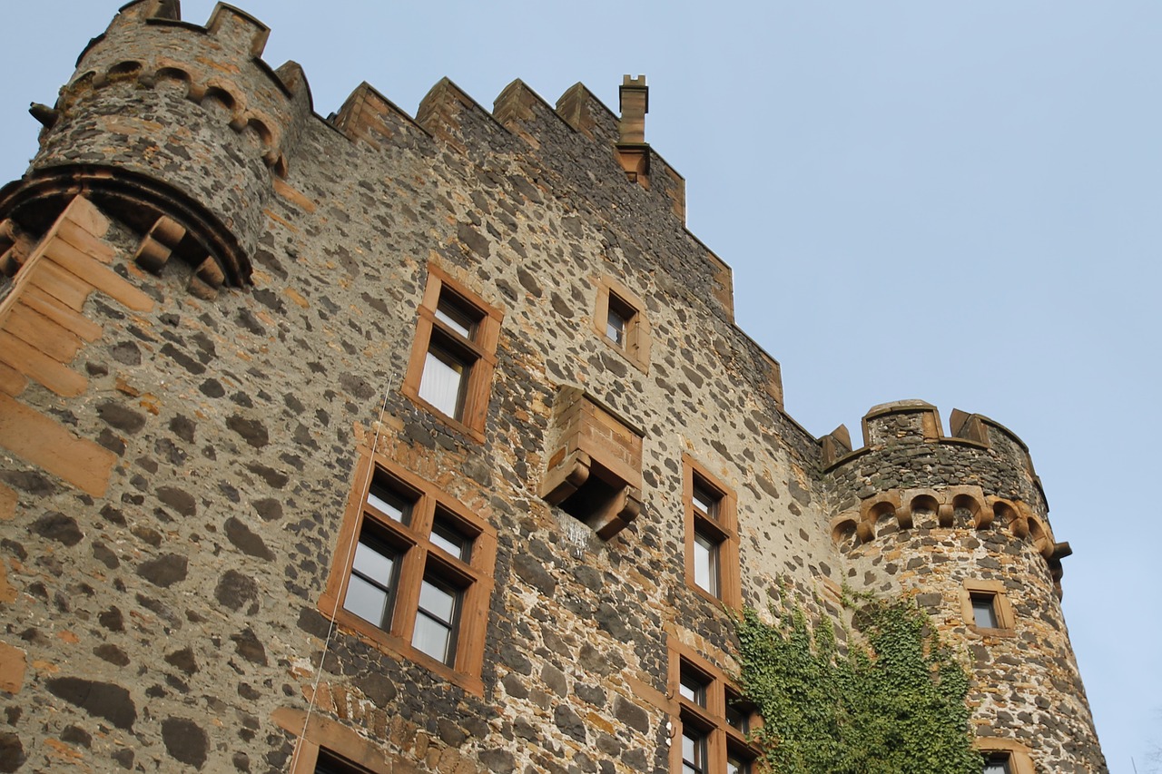 castle staufenberg detail free photo