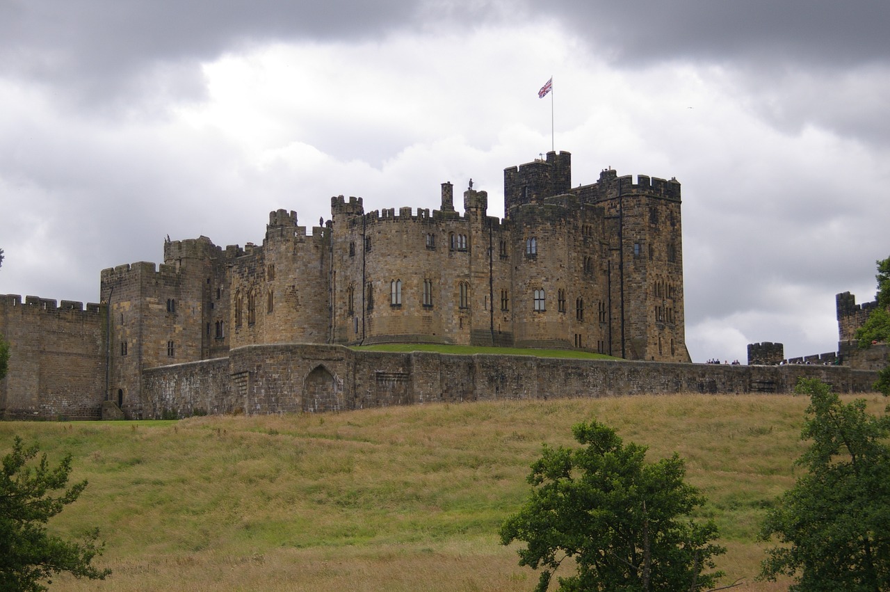 castle hogwarts northumberland free photo