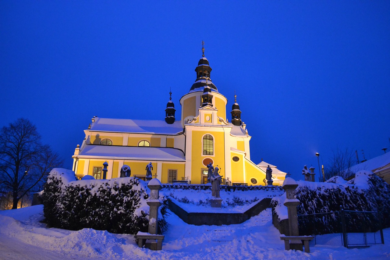 church winter sky free photo