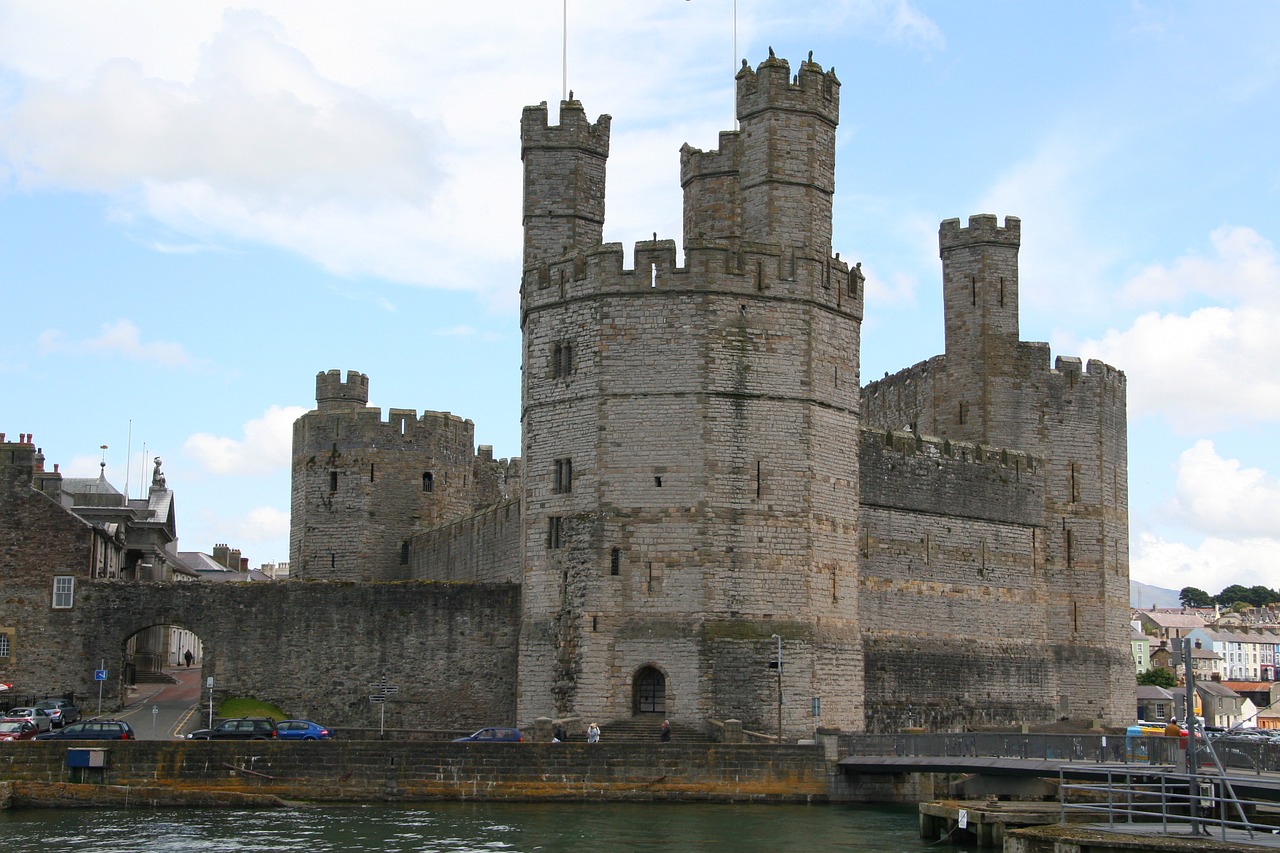 castle carnarvon wales free photo