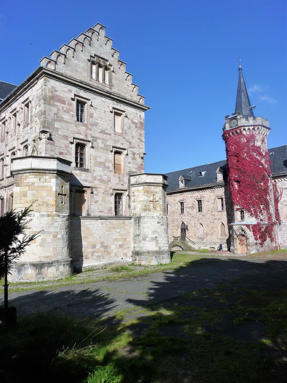 castle reinhard brunn saxe-coburg and gotha free photo