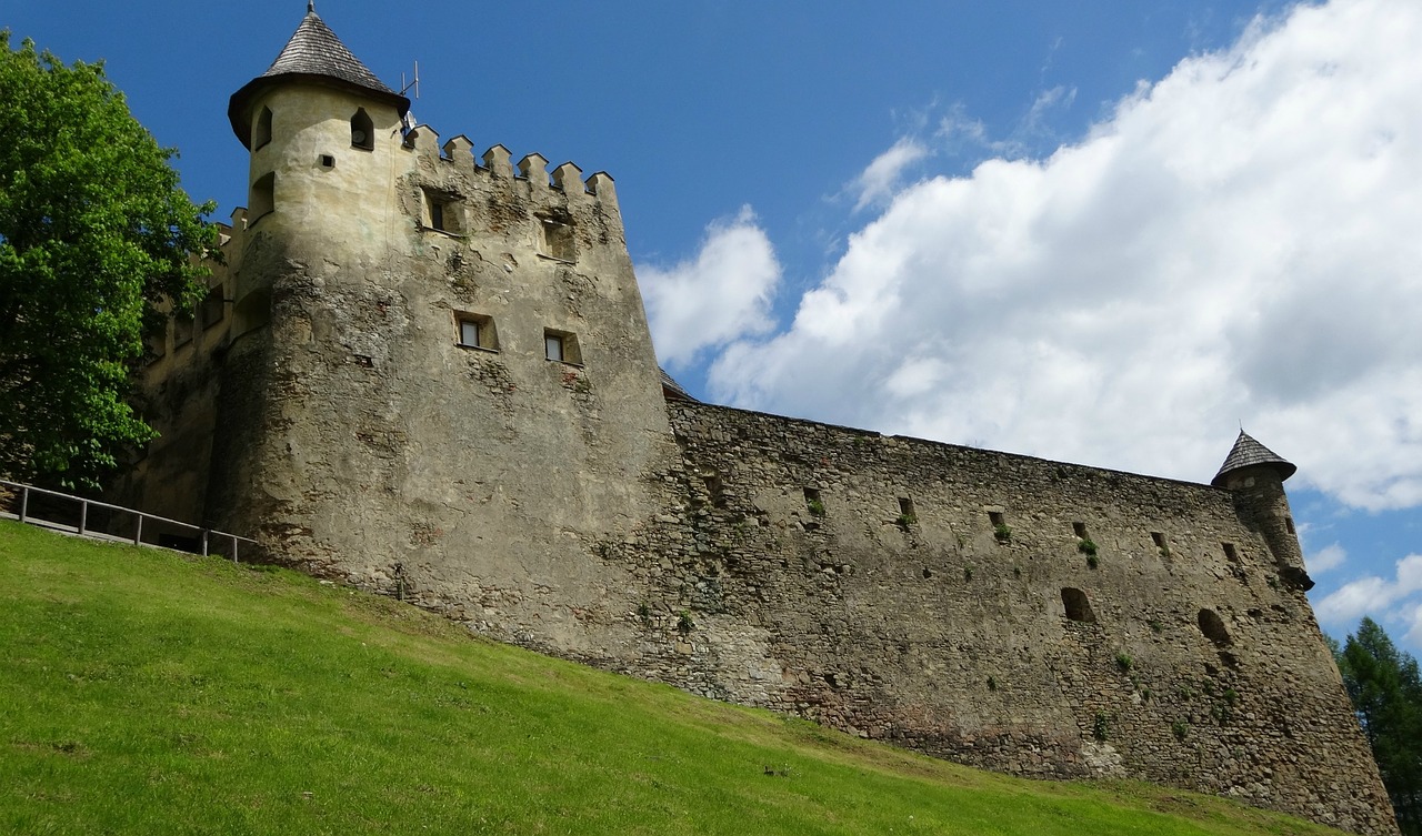 castle old lubovnia slovakia free photo