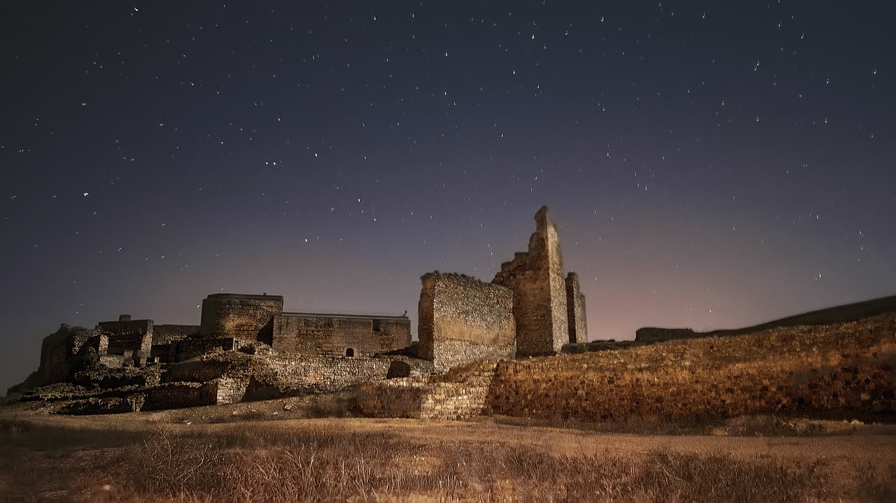 calatrava castle the old free photo