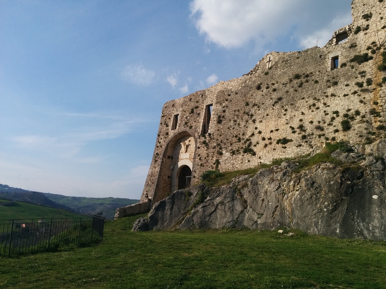 castle molise free pictures free photo