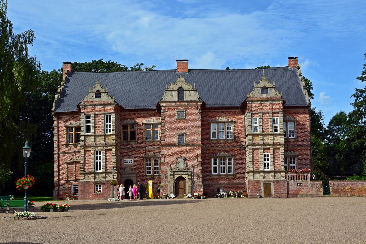 castle manor house family farm free photo