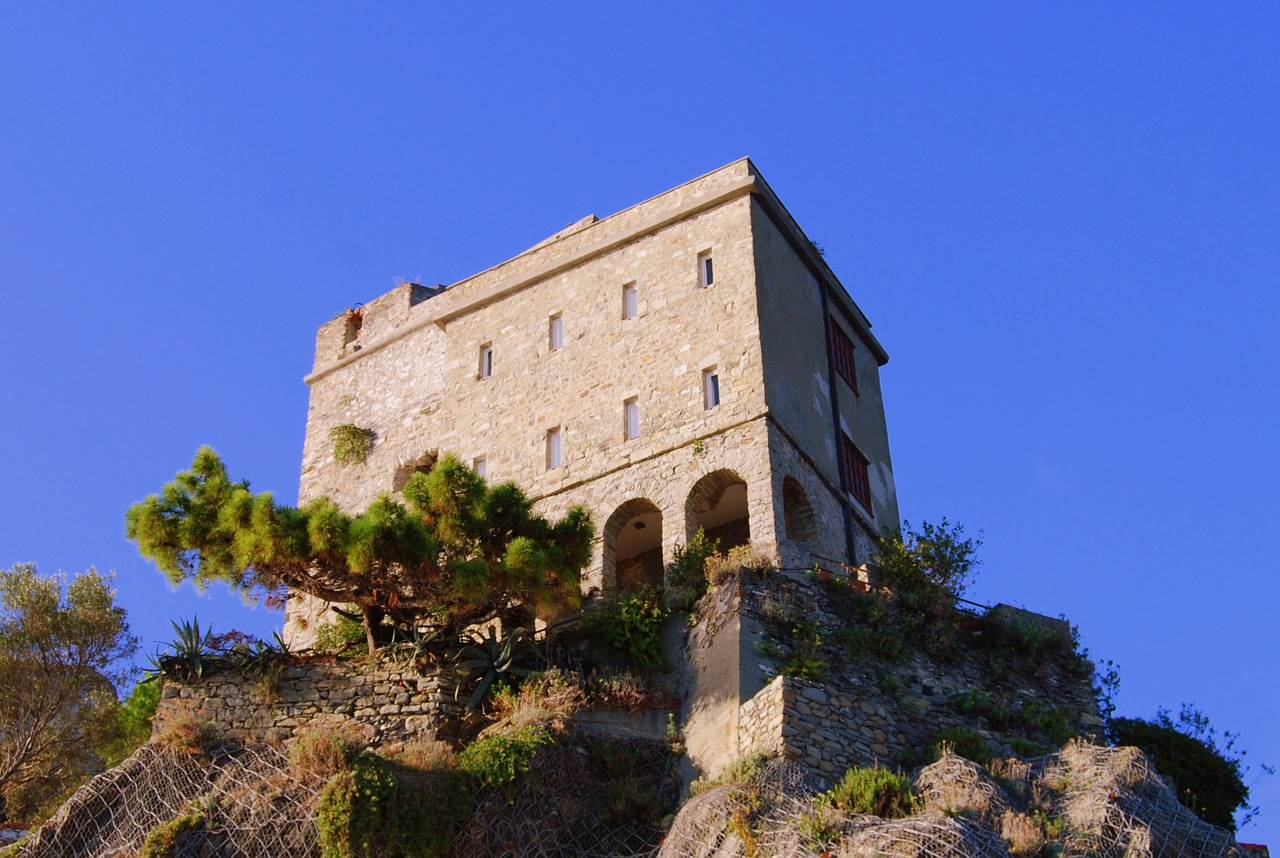 castle cliff rock free photo