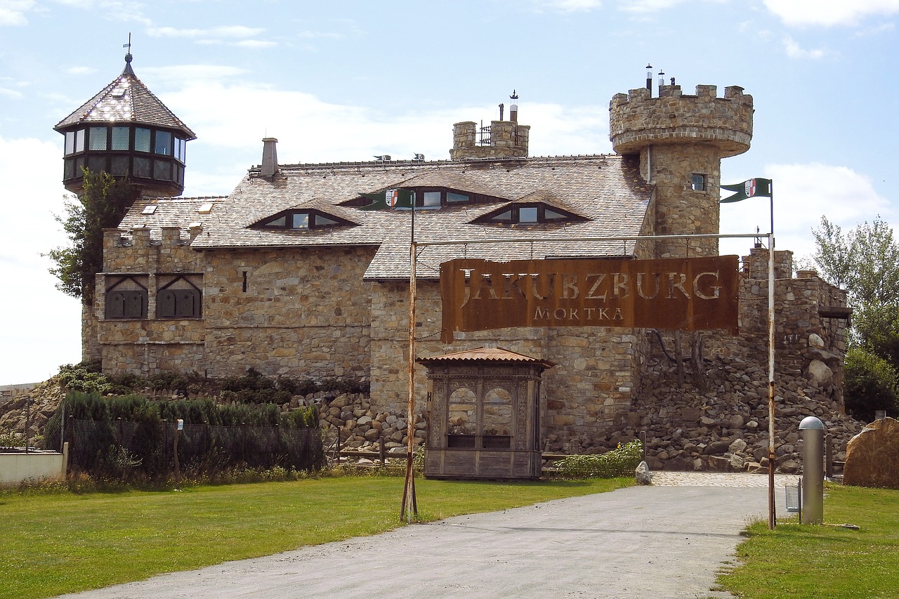 castle jakubzburg mortka free photo