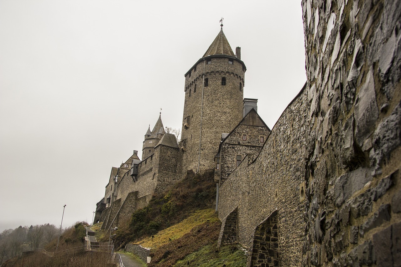 castle altena rainy free photo