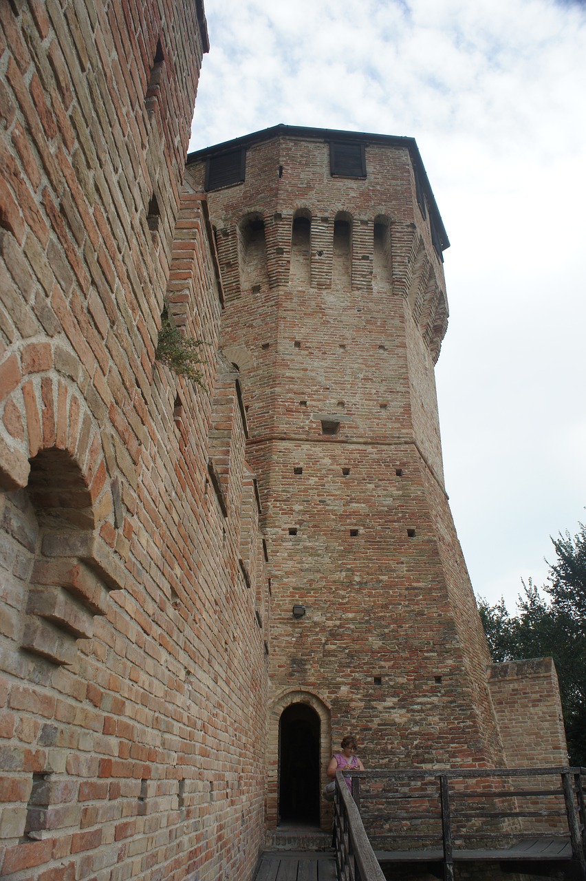 castle gradara italy free photo