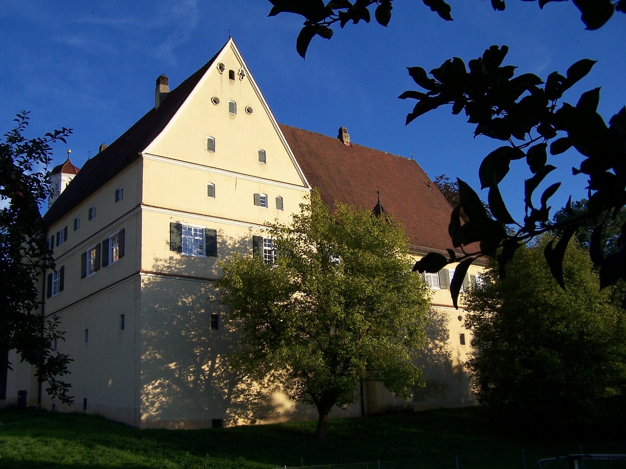 castle view rural free photo