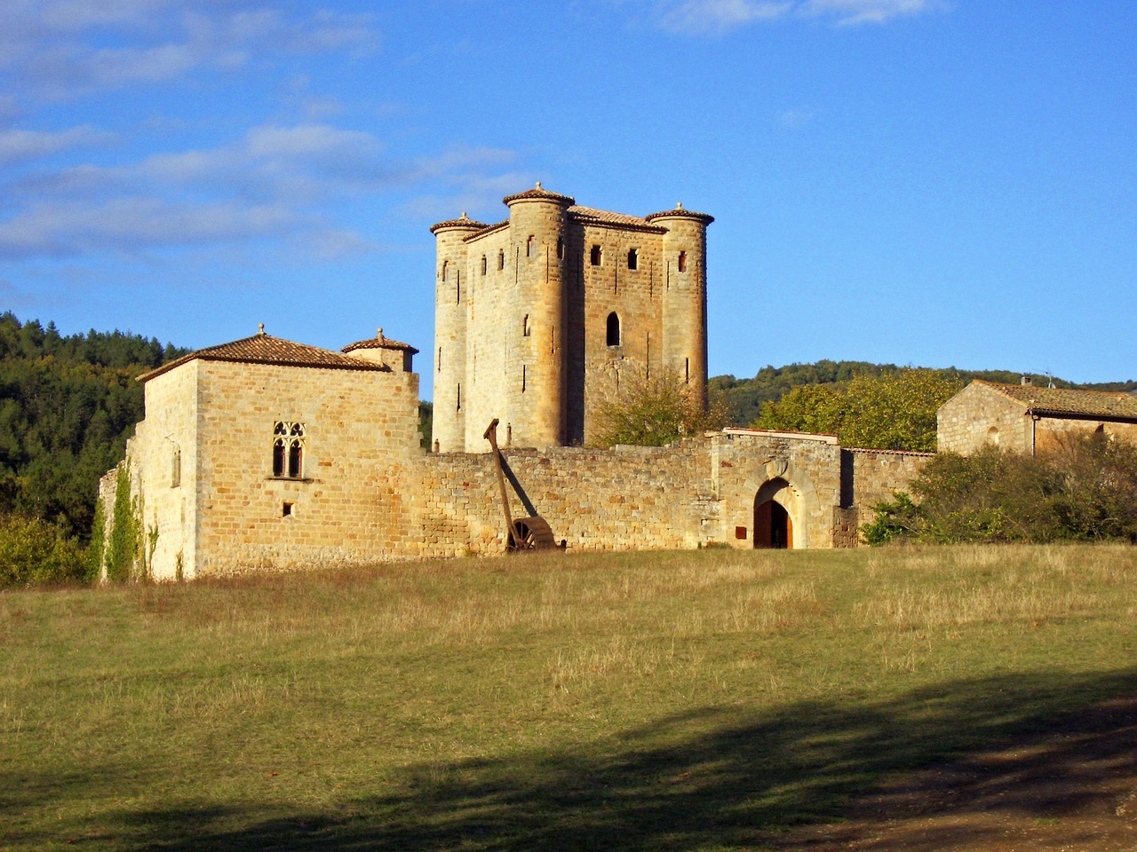 castle keep france heritage free photo