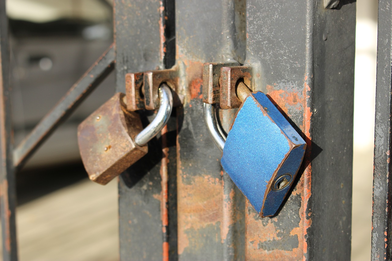 castle padlock locks free photo
