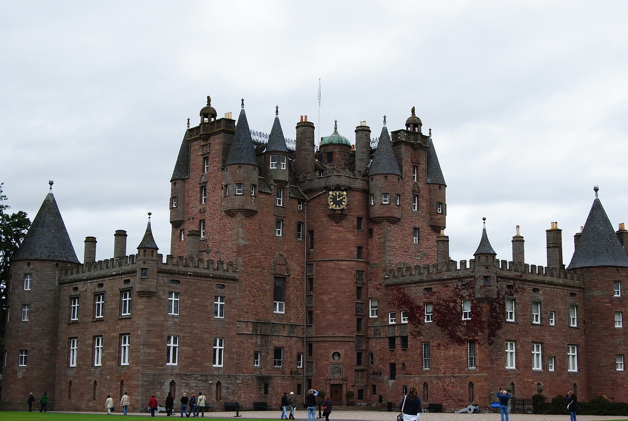 castle glamis scotland free photo
