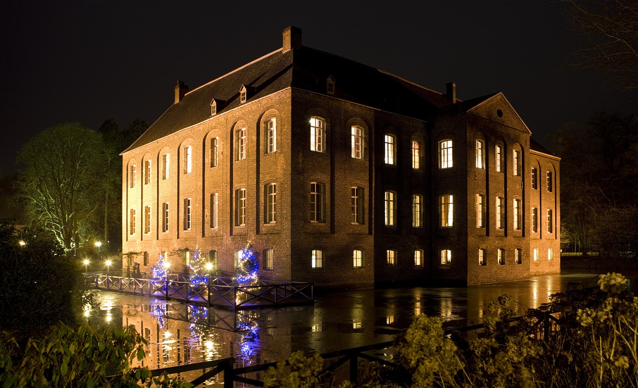 castle evening architecture free photo