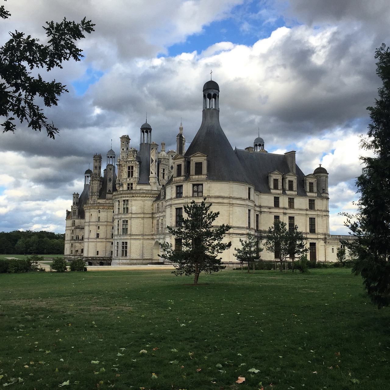 castle loire france free photo