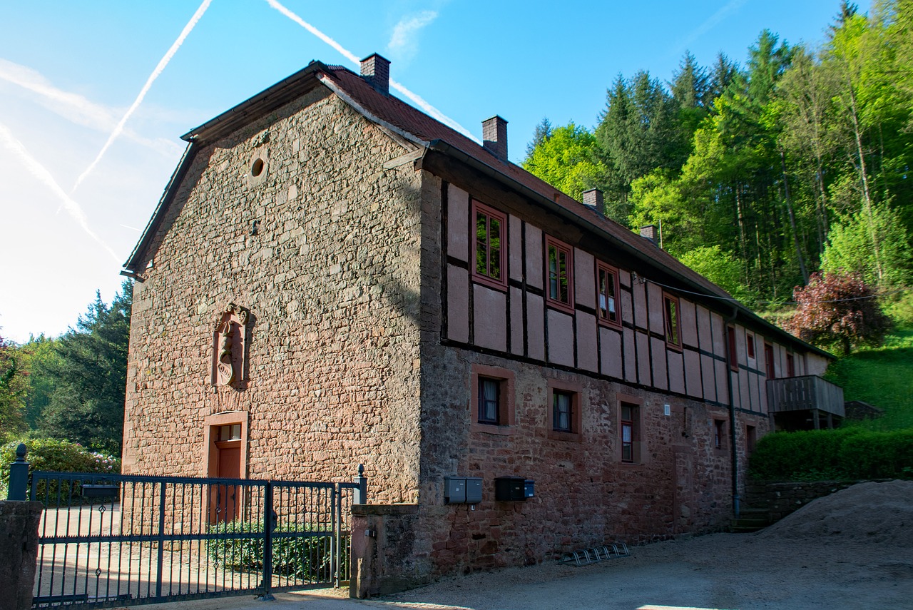 castle mespelbrunn bavaria free photo