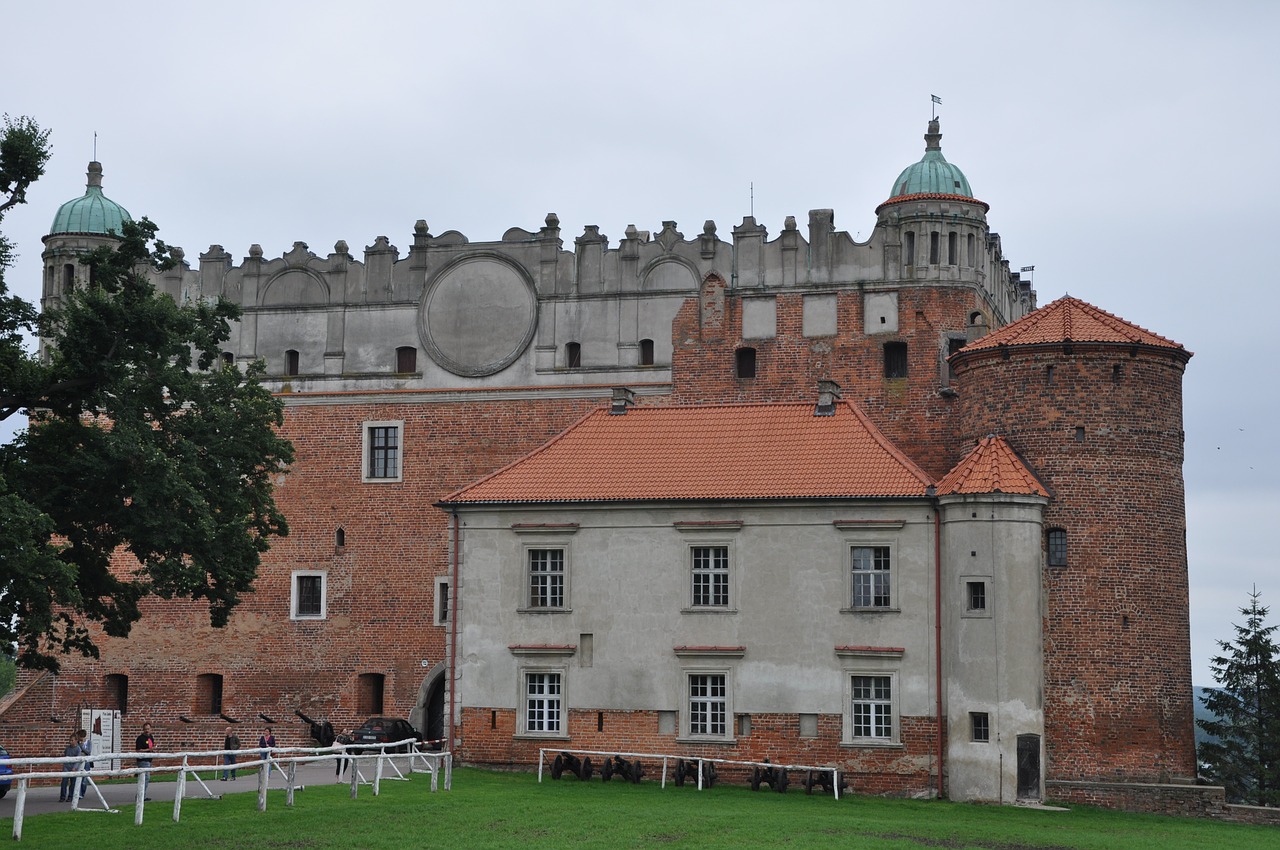 castle castle of the teutonic knights the museum free photo