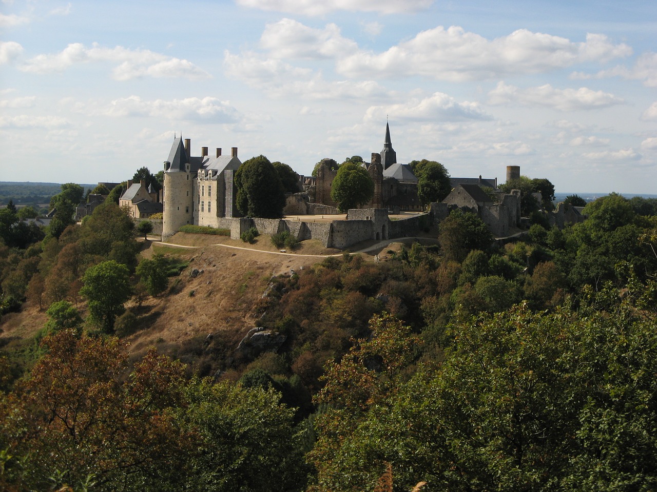 castle landscape sainte-suzanne free photo