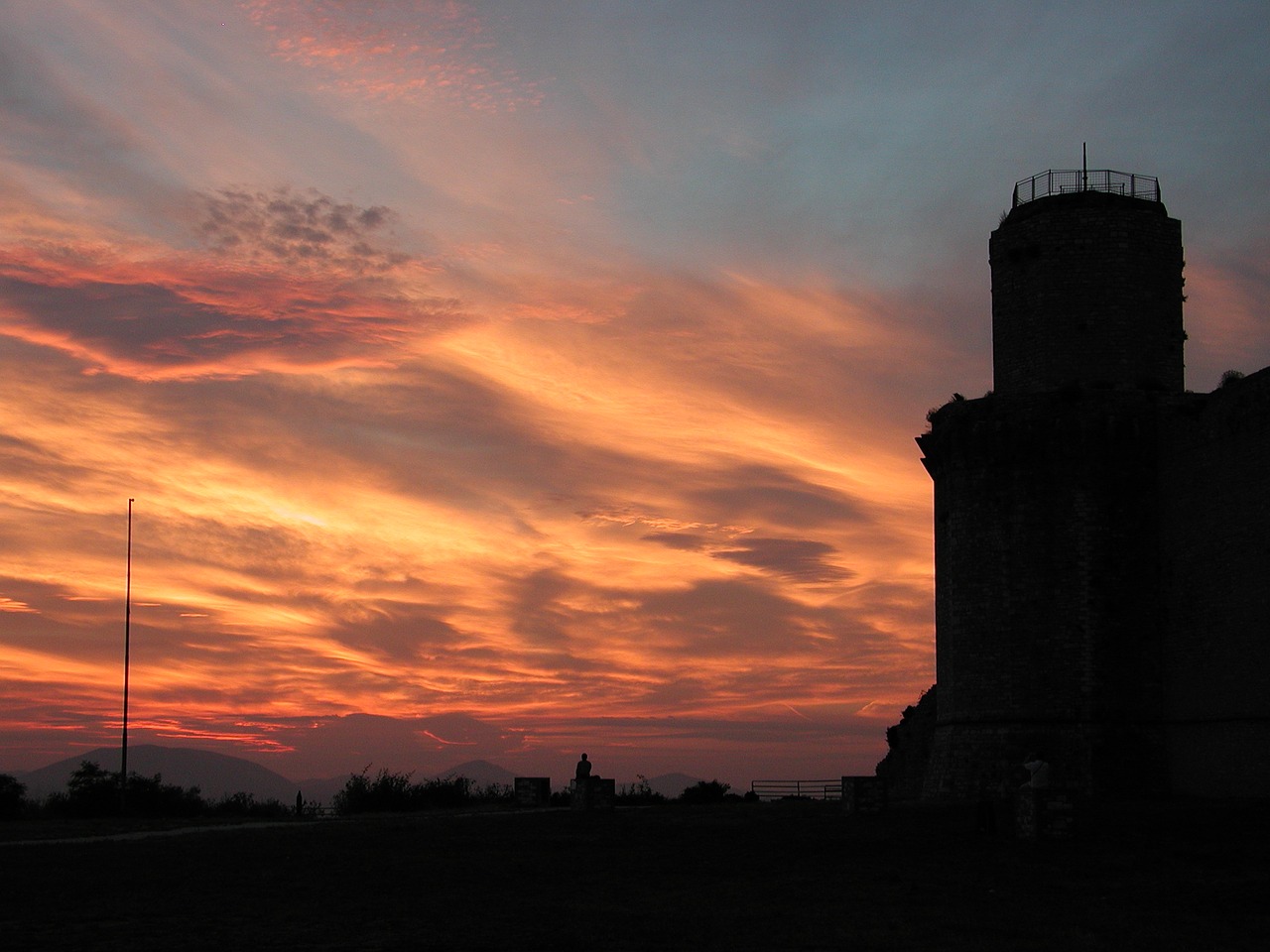 castle italy red sky free photo