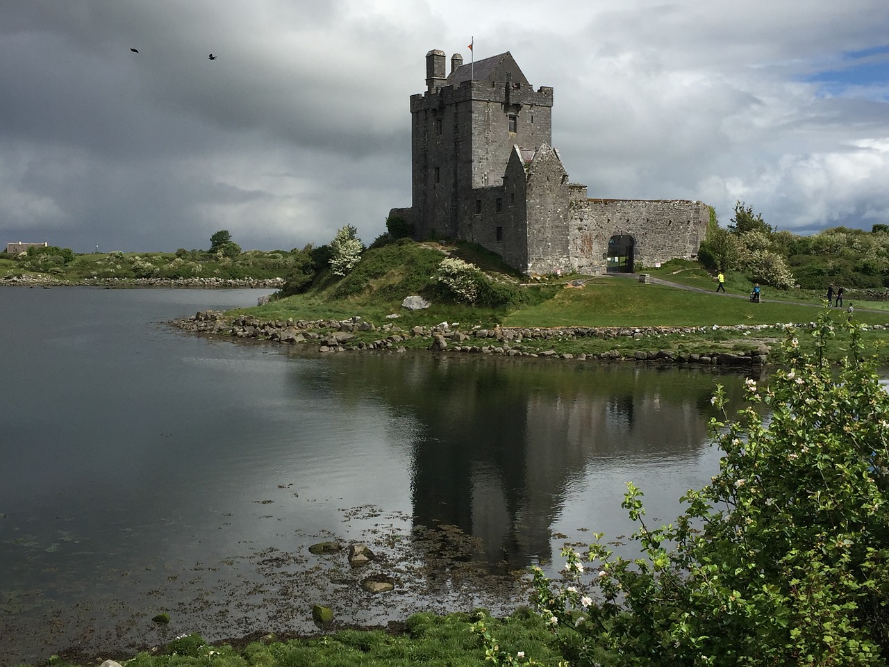 castle ireland ruins free photo