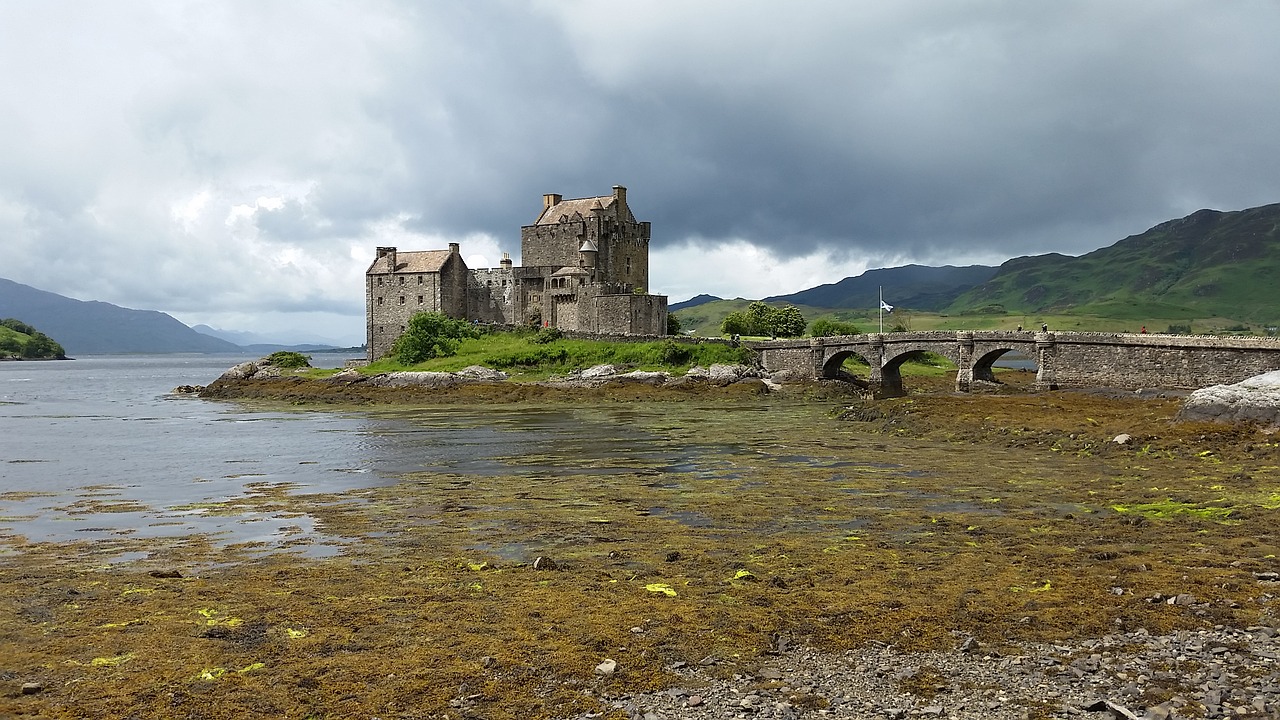 castle scotland landmark free photo