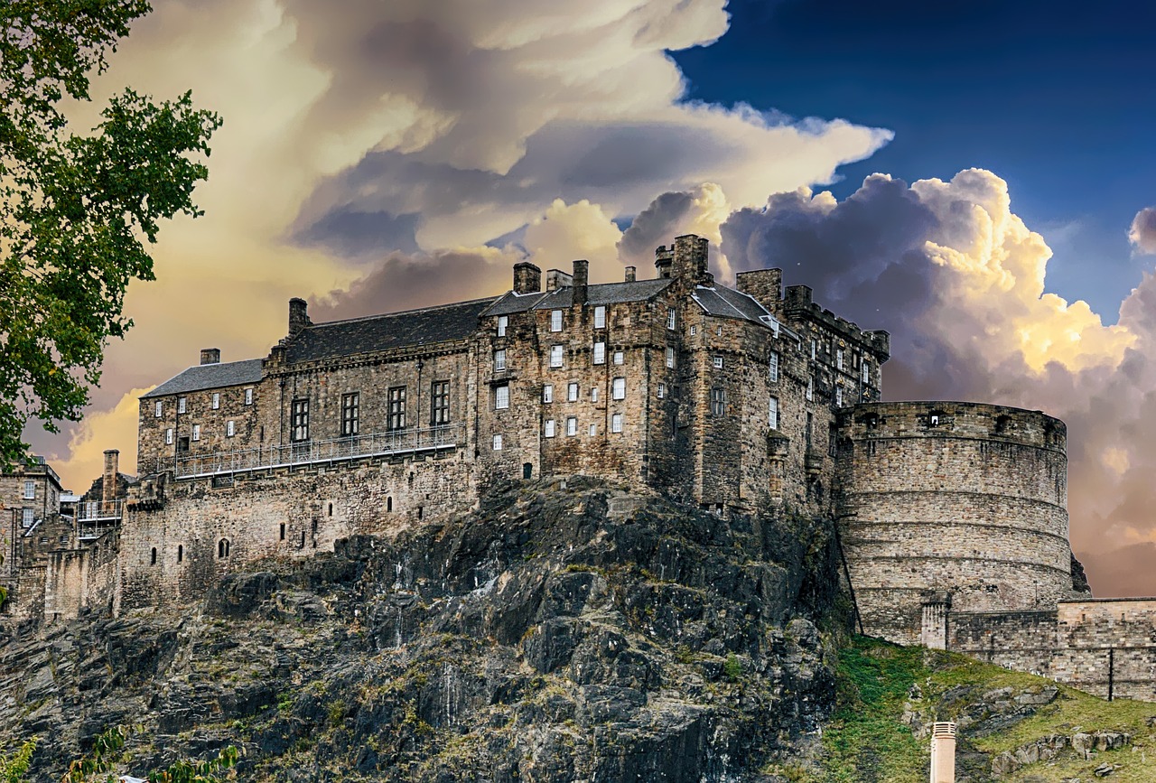 castle monument landmark free photo