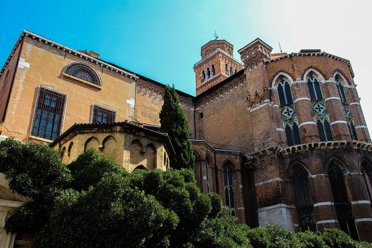 castle italy europe free photo