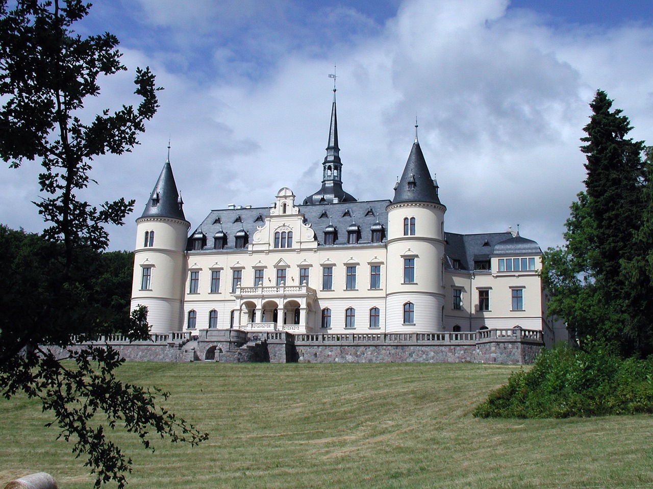 castle east germany germany free photo