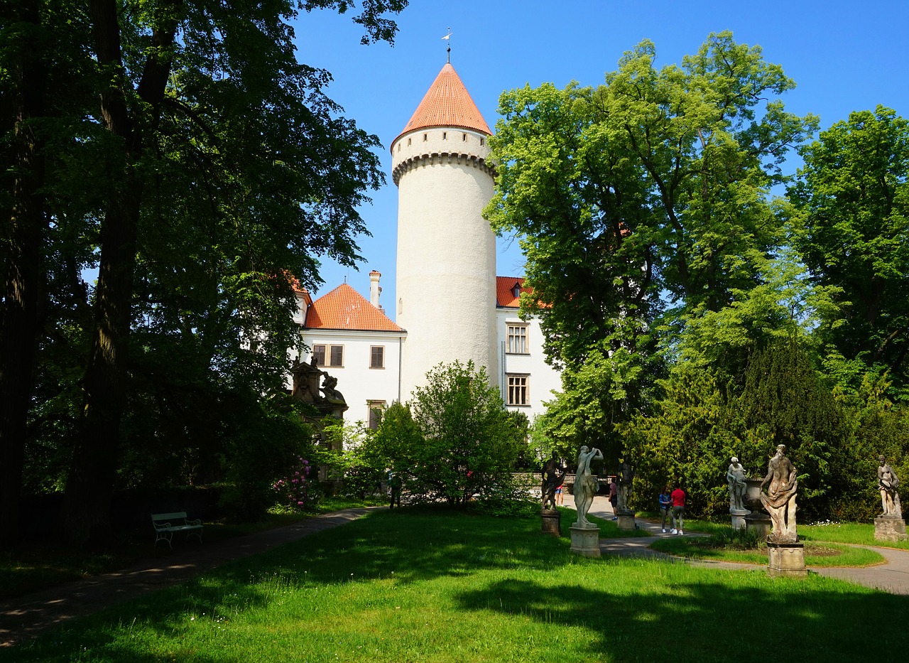 castle  chateau  czechia free photo