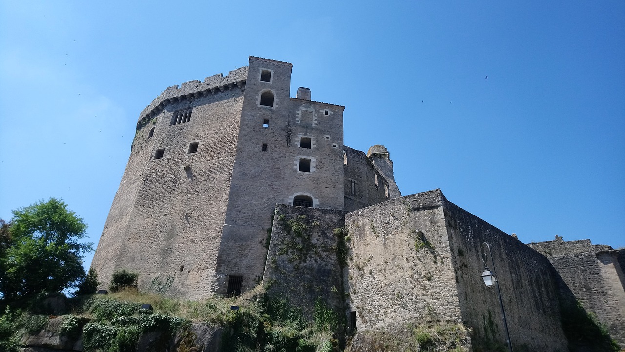 castle  clisson  village free photo