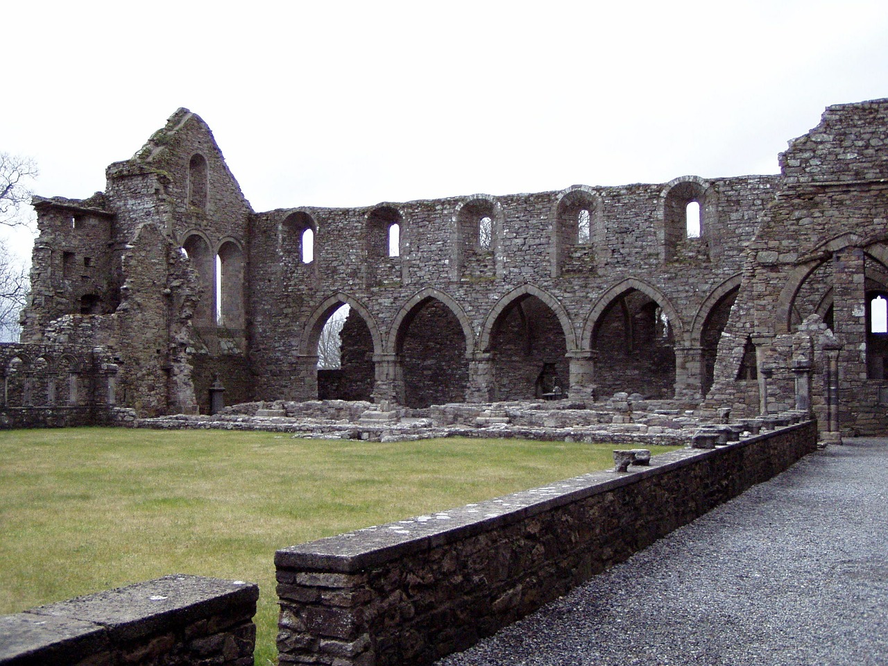 castle jerpoint abbey architecture free photo
