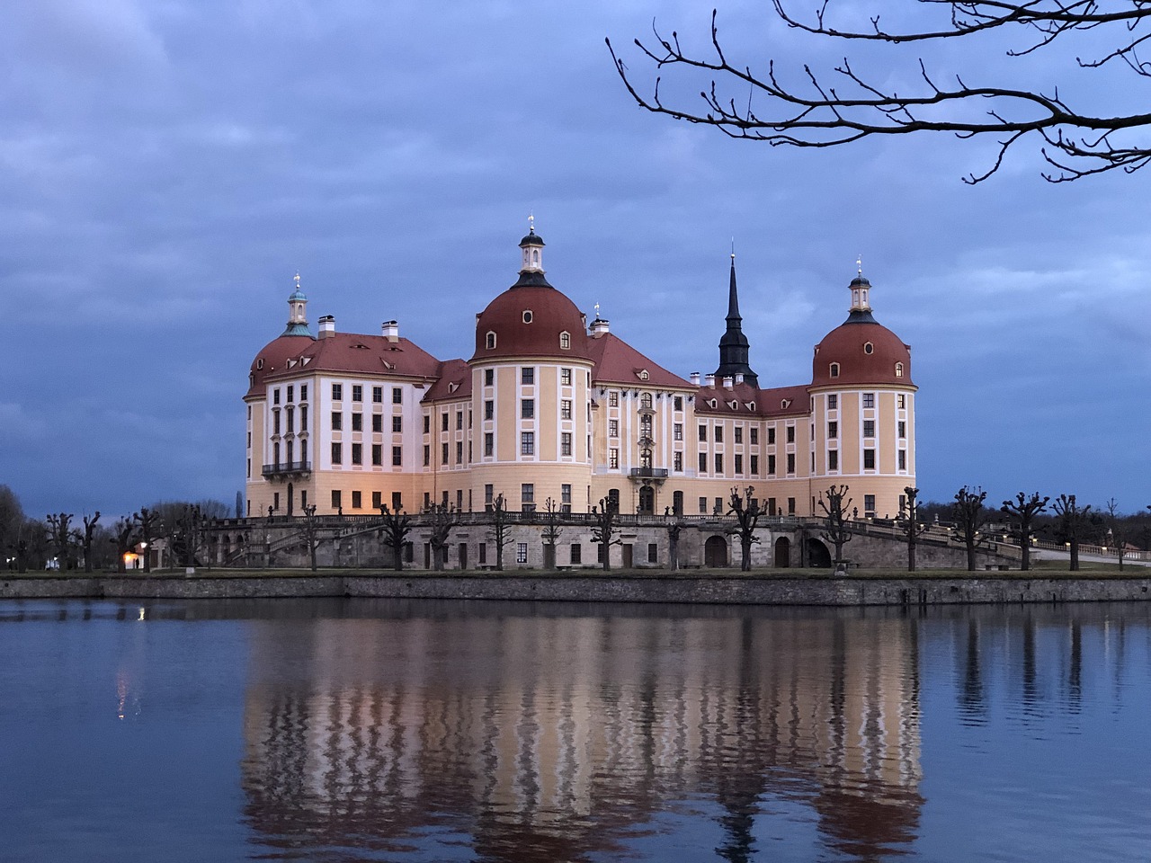 castle  moritz castle  dresden free photo