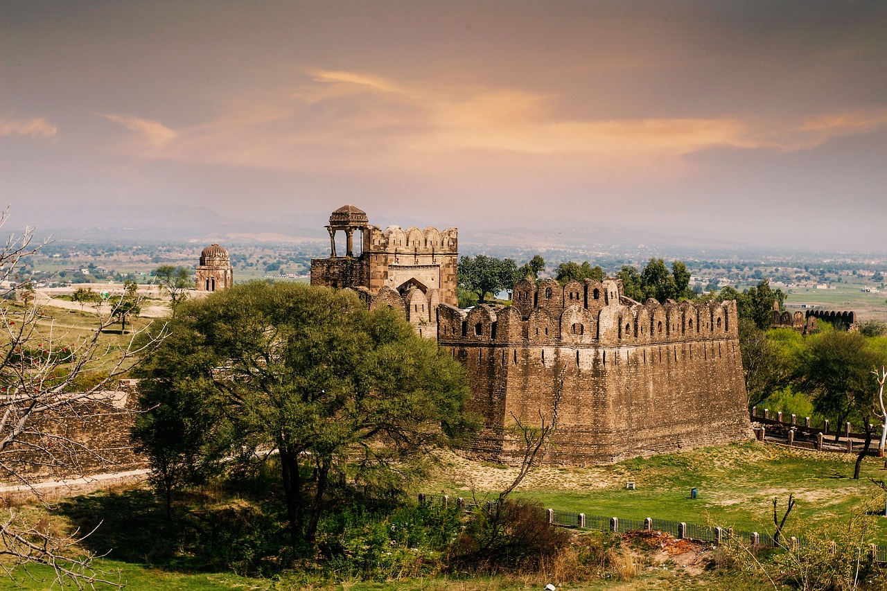 castle  fort  architecture free photo