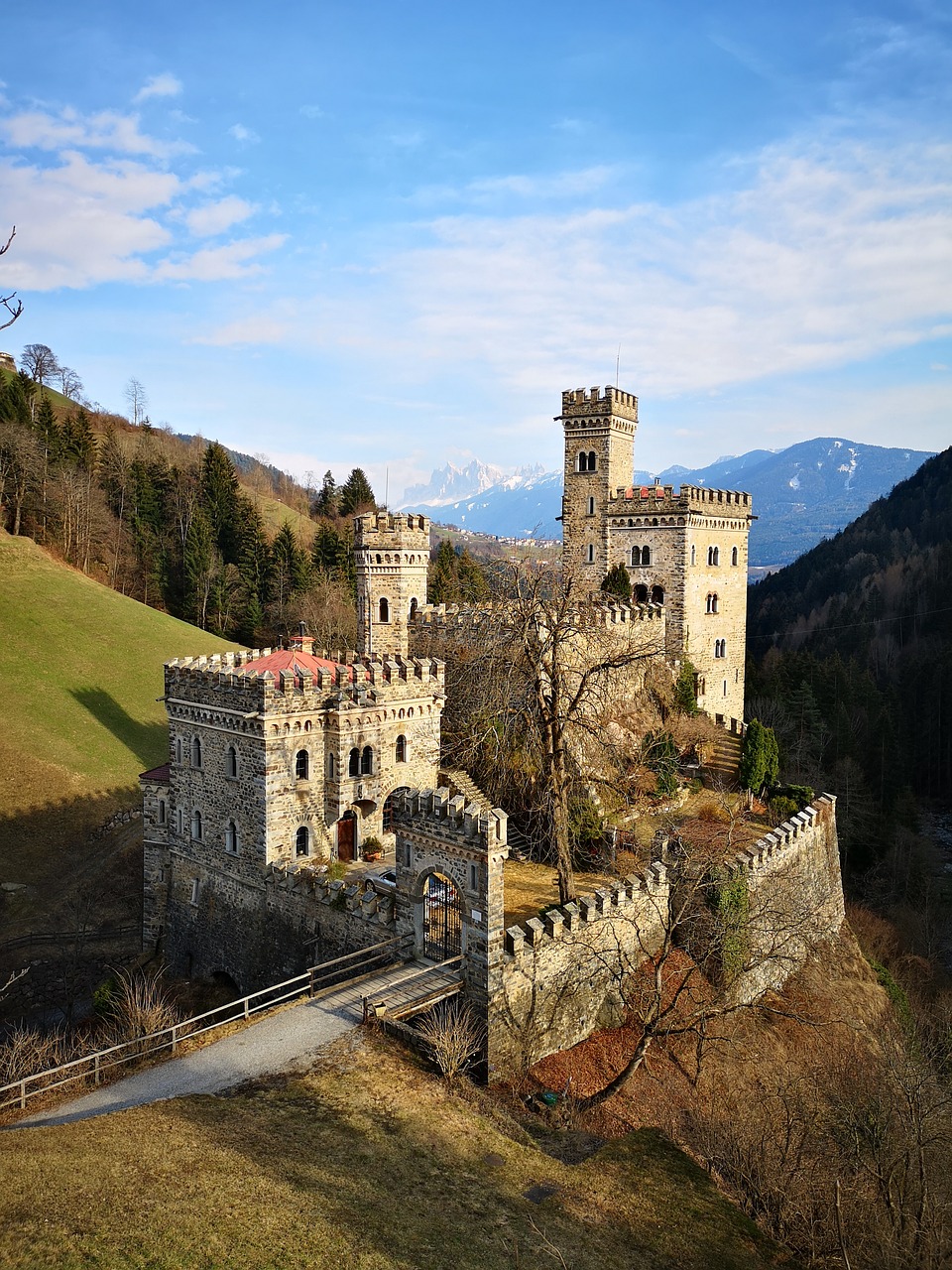 castle  construction  walls free photo