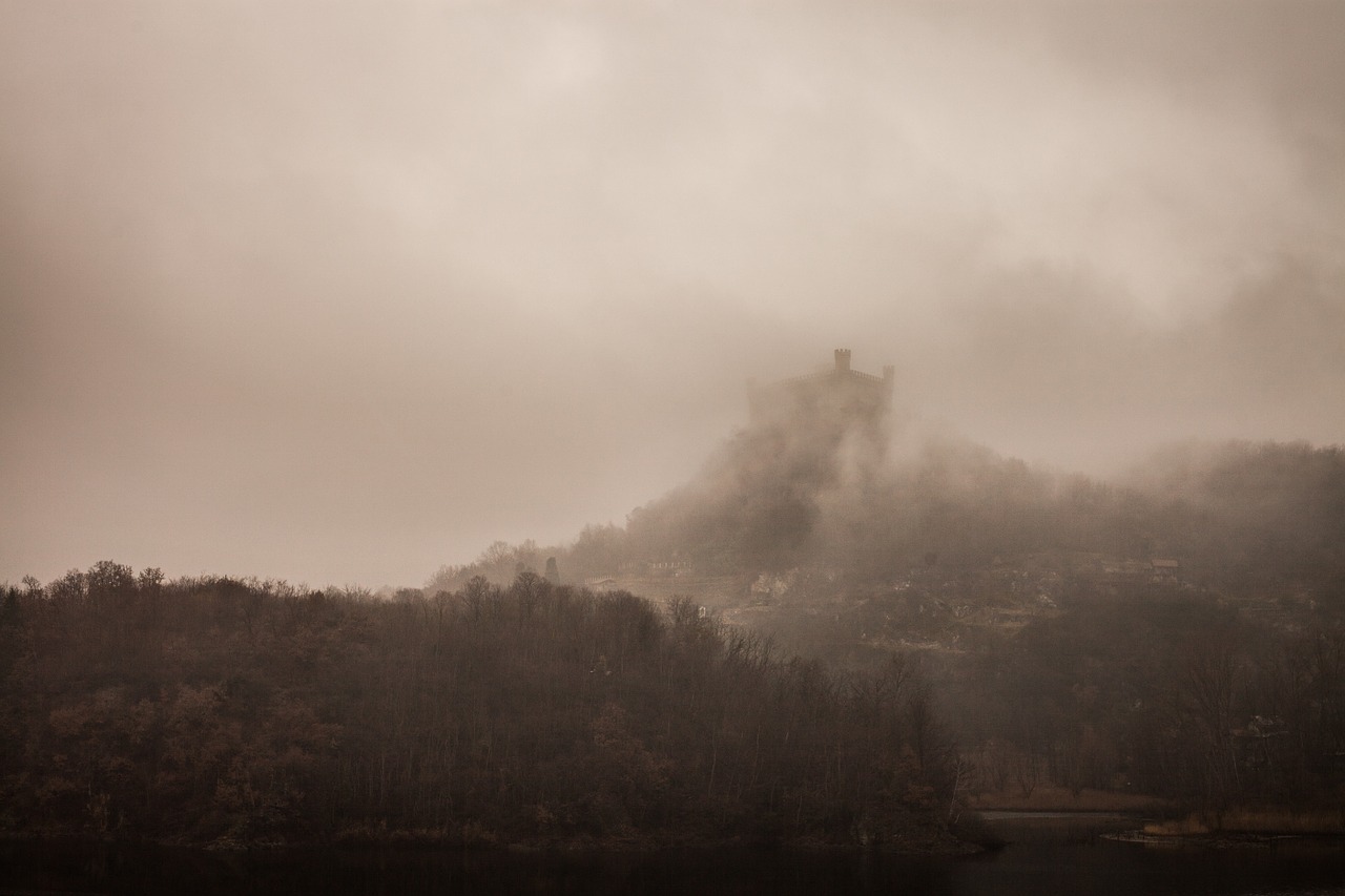 castle fog history free photo