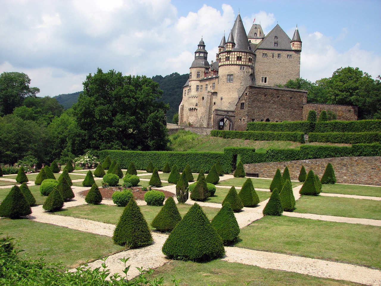 castle bürresheim garden free photo