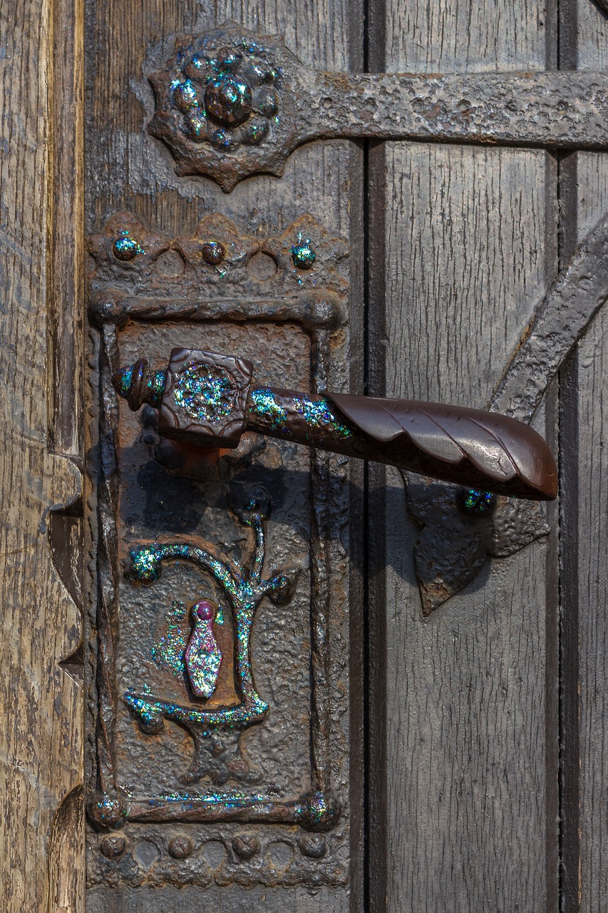 castle  door handle  fitting free photo