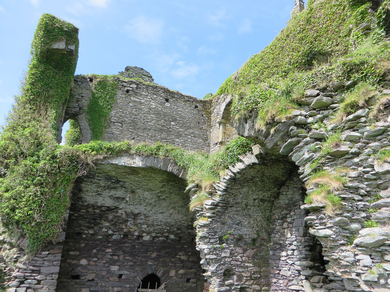 castle ireland landscape free photo