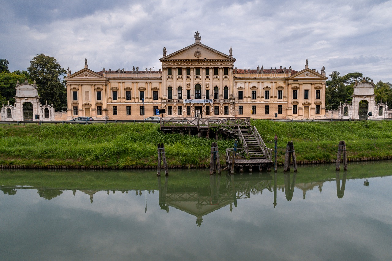 castle  baroque  historically free photo